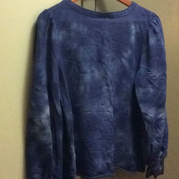 Universal Thread - Picture 3 of 6